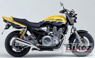 2001 Yamaha XJR 1300 SP photo